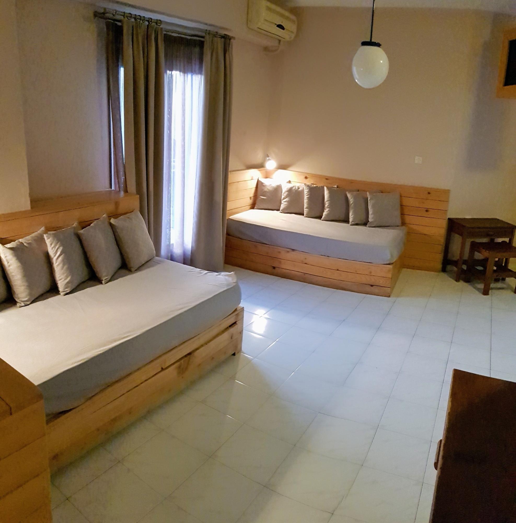 Anemos Hotel Polychrono Buitenkant foto