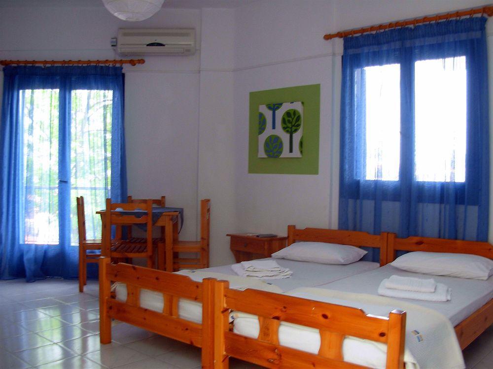 Anemos Hotel Polychrono Buitenkant foto