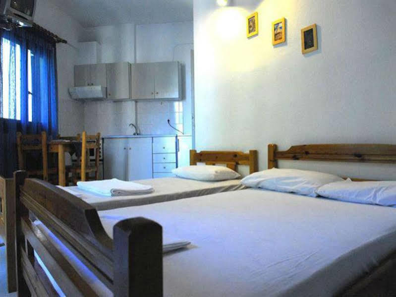 Anemos Hotel Polychrono Buitenkant foto